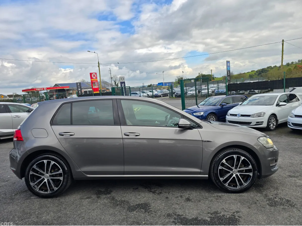 Volkswagen Golf Hatchback, Petrol, 2015, Grey