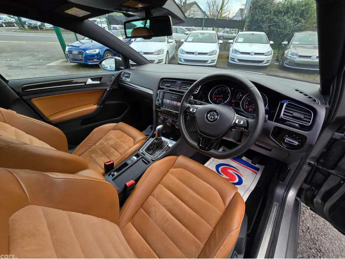 Volkswagen Golf Hatchback, Petrol, 2015, Grey