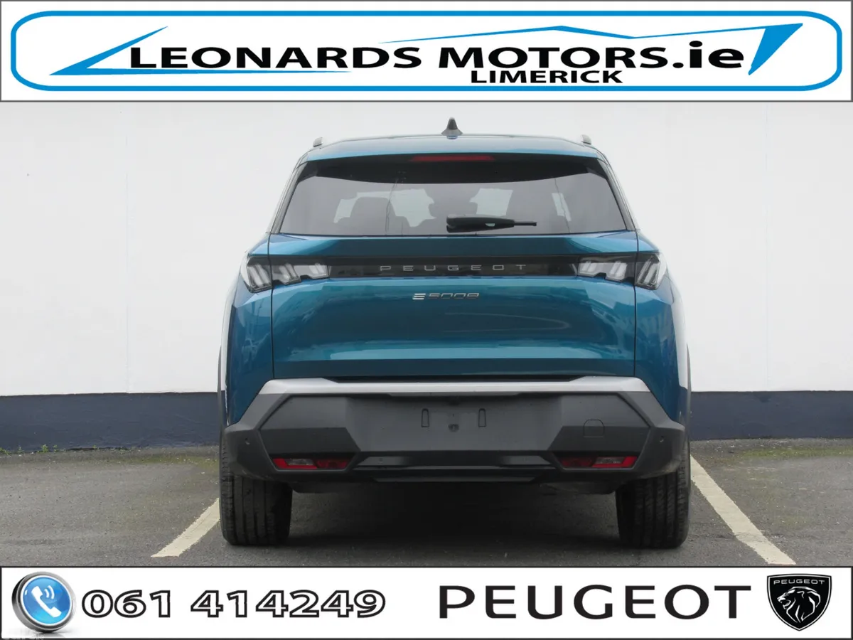 Peugeot 5008 SUV, Electric, 2026, Blue