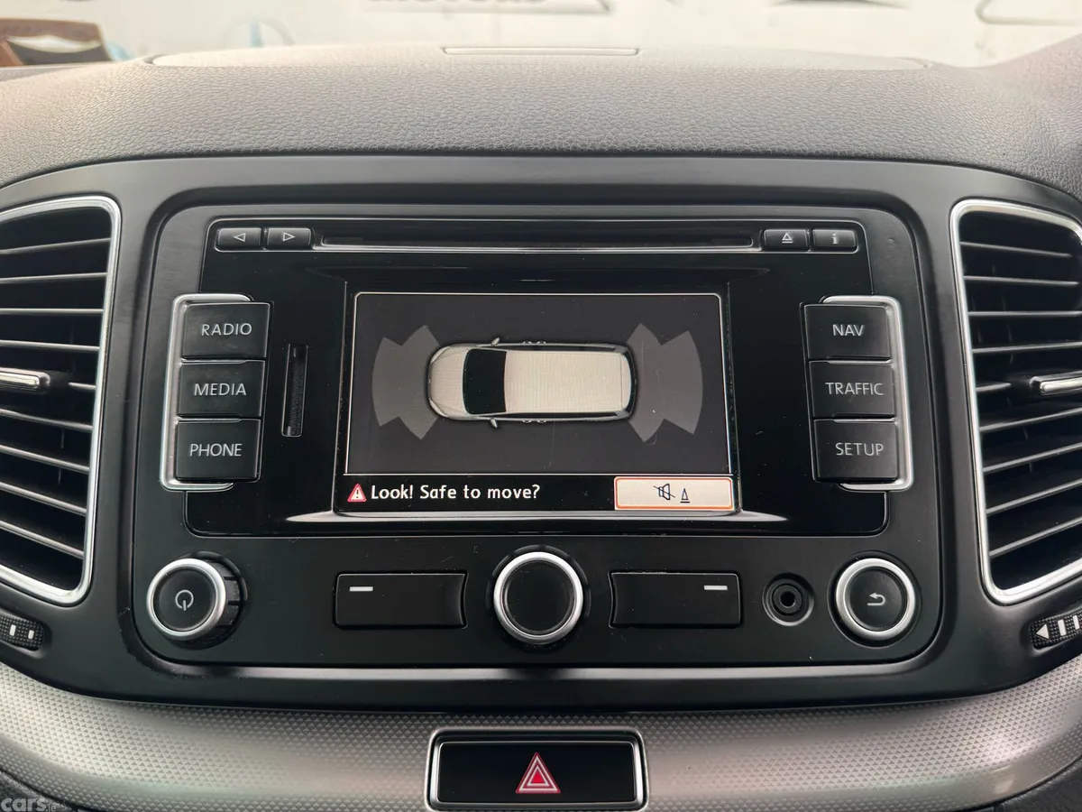 Volkswagen Sharan MPV, Diesel, 2011, Black