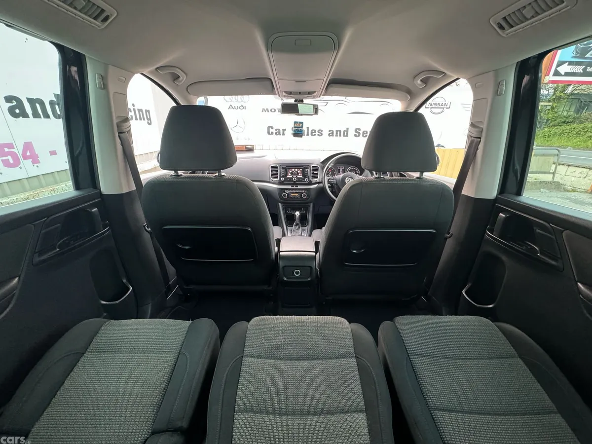 Volkswagen Sharan MPV, Diesel, 2011, Black