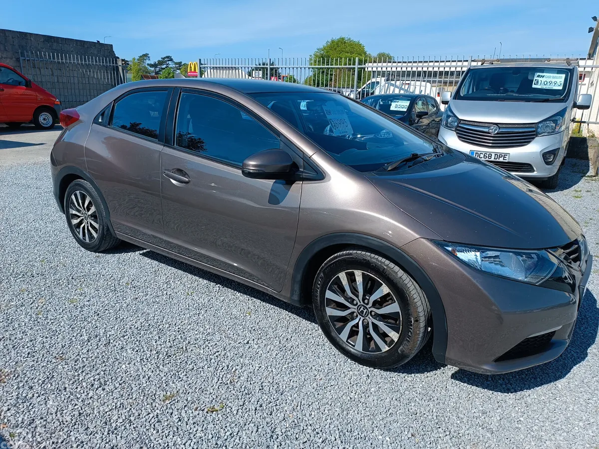Honda Civic Hatchback, Diesel, 2014, Brown