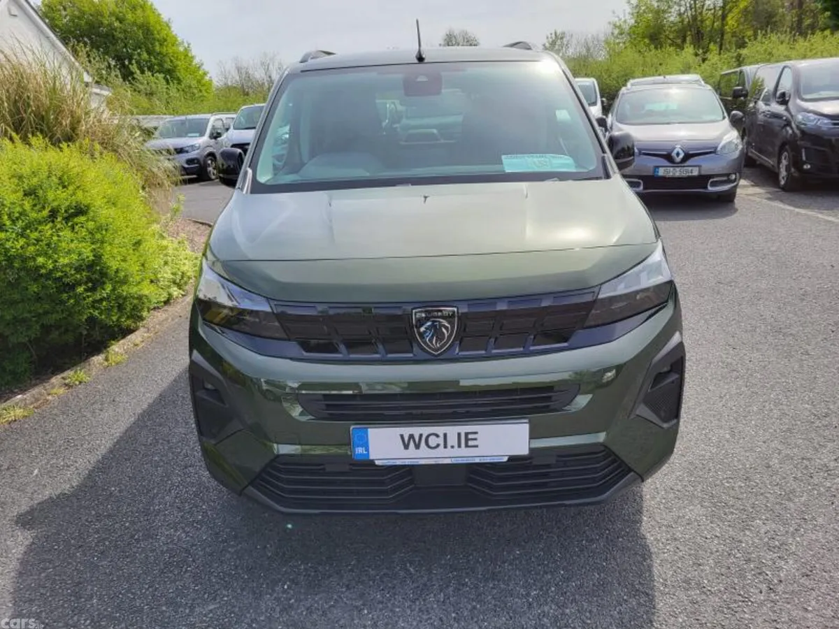 Peugeot Rifter MPV, Diesel, 2025, Green