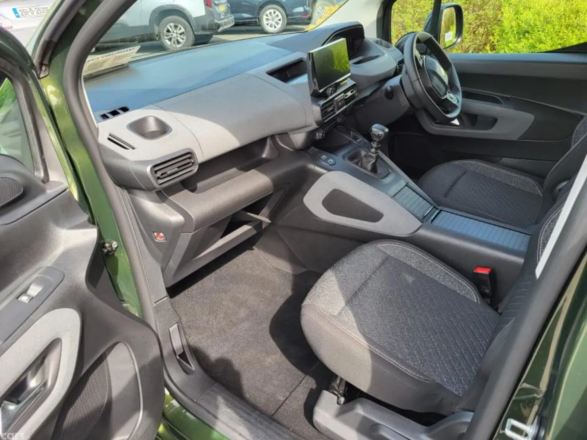 Peugeot Rifter MPV, Diesel, 2025, Green