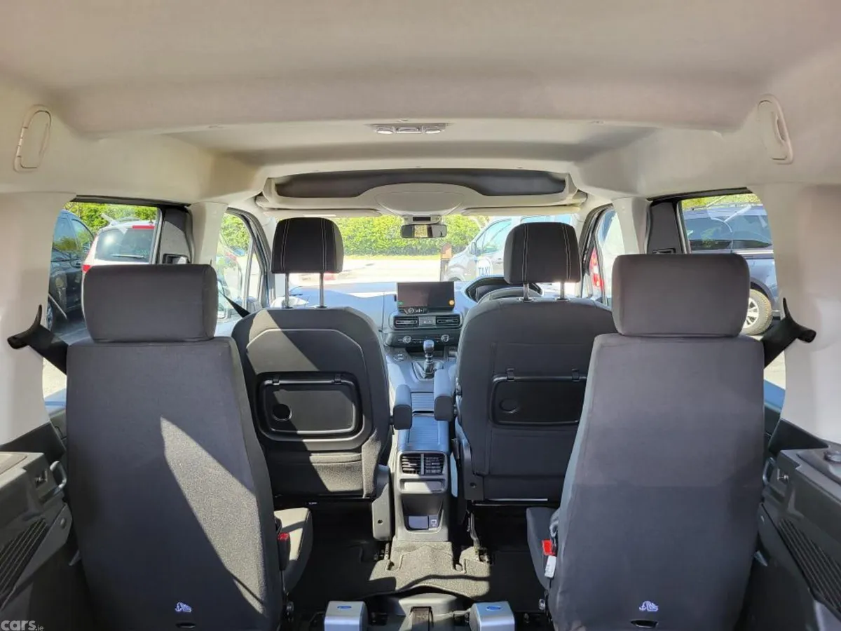 Peugeot Rifter MPV, Diesel, 2026, Blue