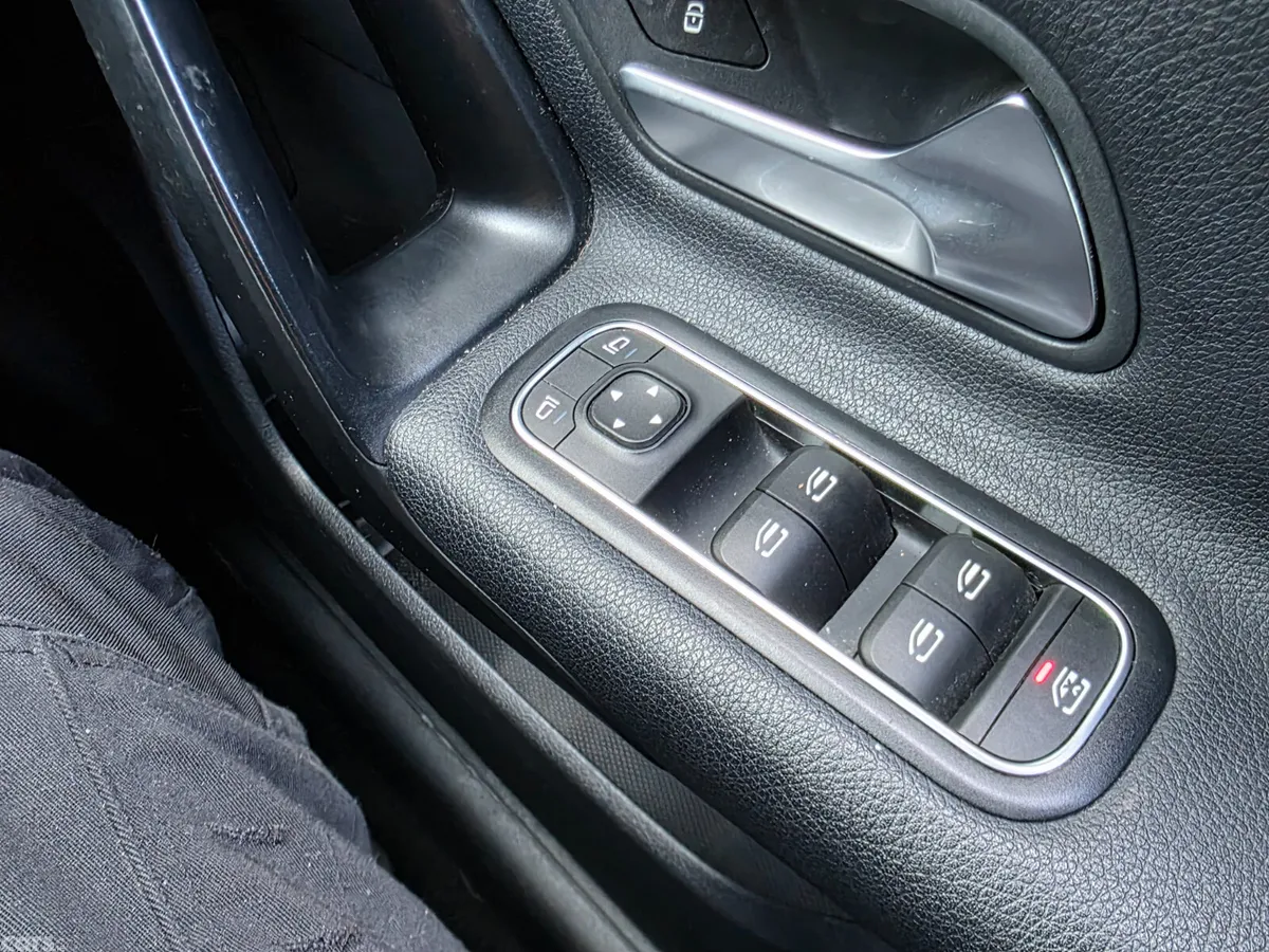 Mercedes-Benz CLA Saloon, Petrol, 2021, Blue