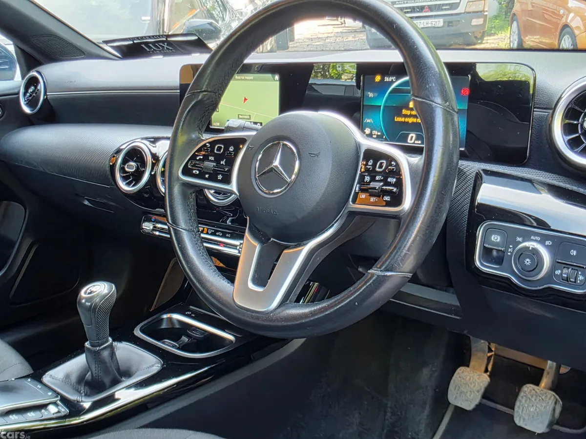 Mercedes-Benz CLA Saloon, Petrol, 2021, Blue