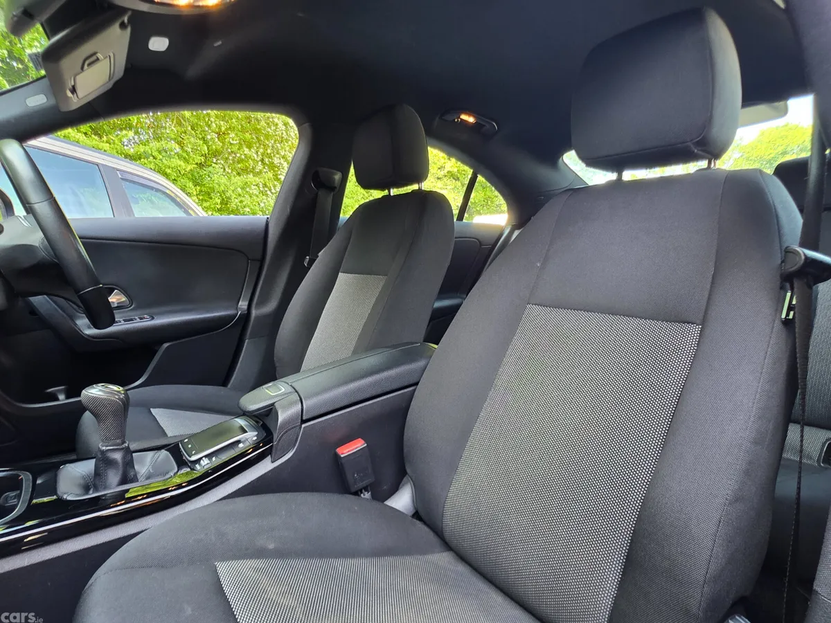 Mercedes-Benz CLA Saloon, Petrol, 2021, Blue