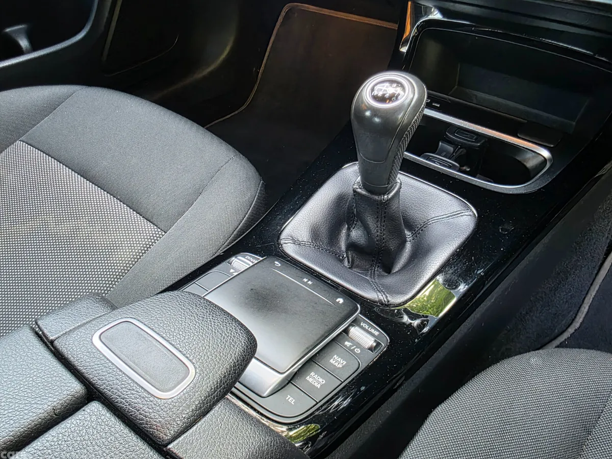 Mercedes-Benz CLA Saloon, Petrol, 2021, Blue
