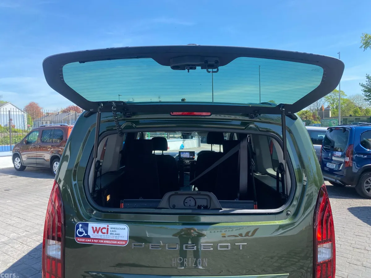 Peugeot Rifter MPV, Diesel, 2026, Green
