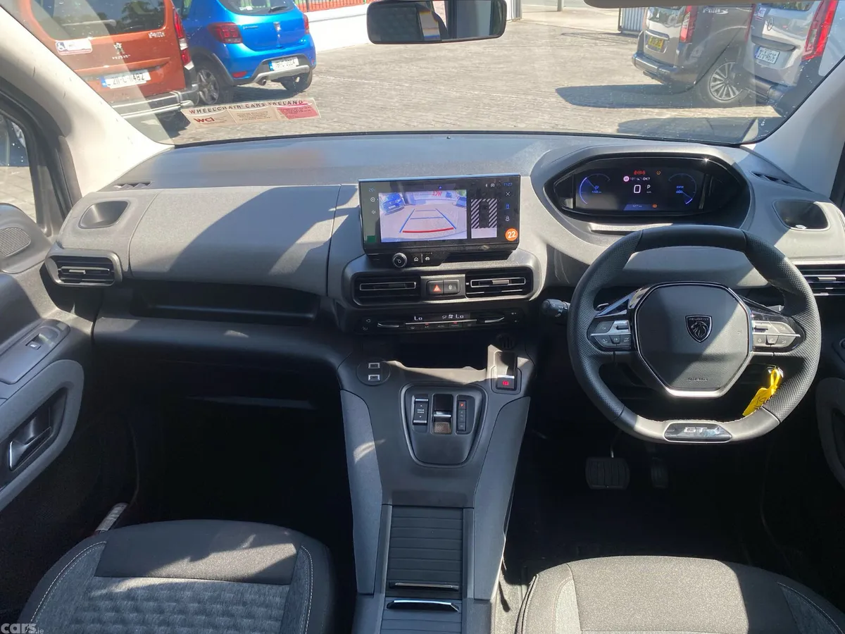 Peugeot Rifter MPV, Diesel, 2026, Green