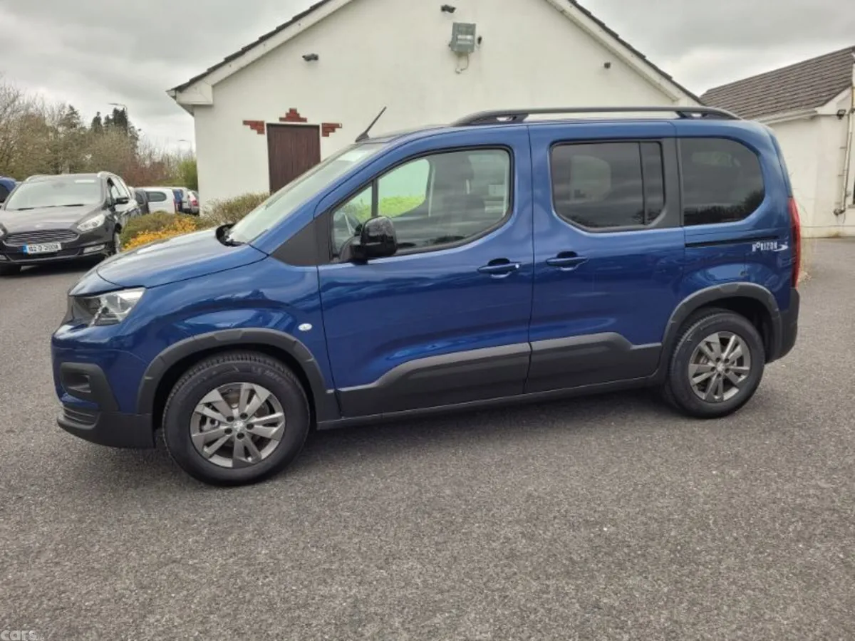 Peugeot Rifter MPV, Diesel, 2023, Blue