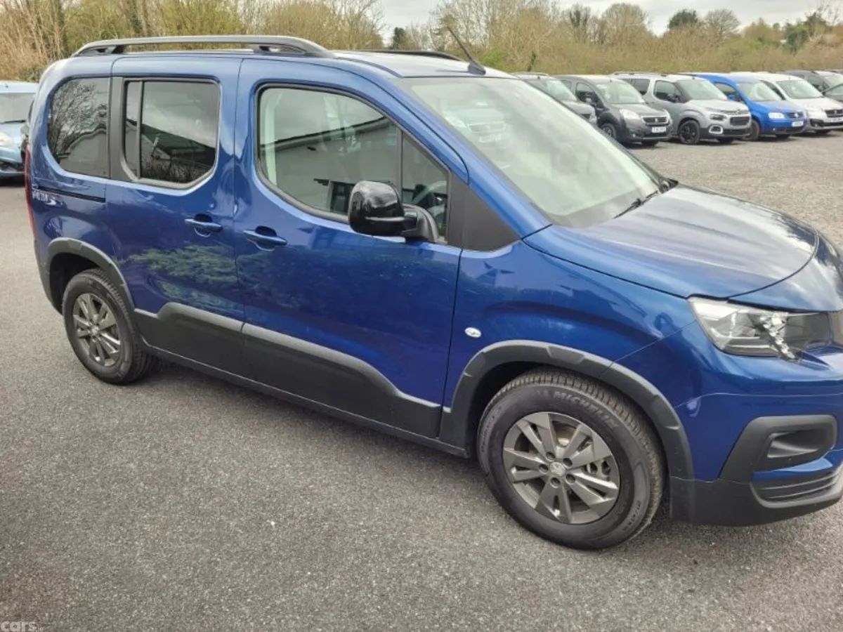 Peugeot Rifter MPV, Diesel, 2023, Blue