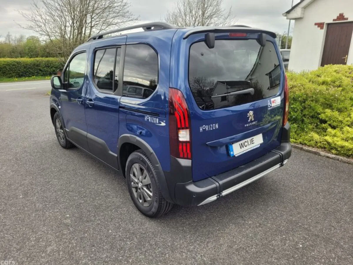 Peugeot Rifter MPV, Diesel, 2023, Blue
