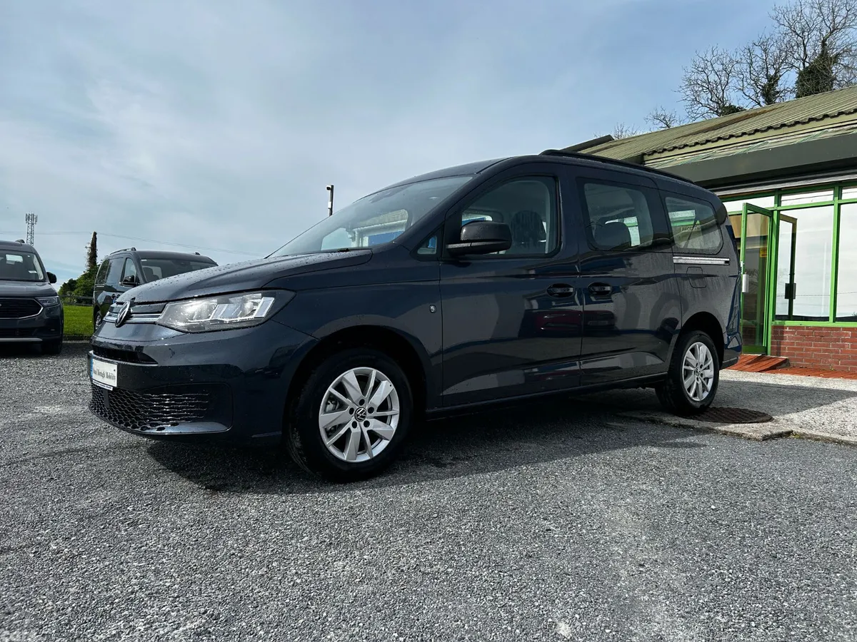 Volkswagen Caddy Maxi Life MPV, Diesel, 2026, Blue