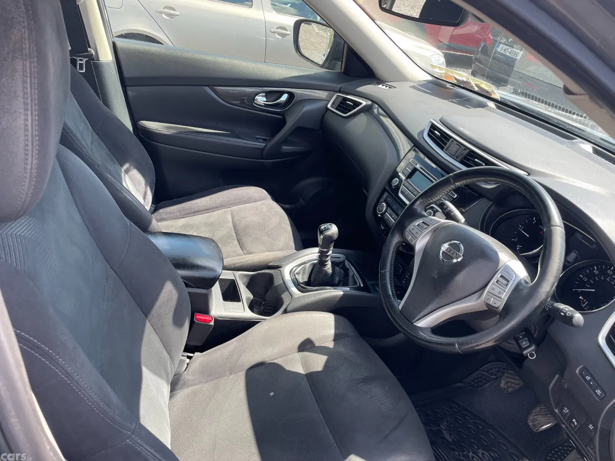 Nissan X-Trail SUV, Diesel, 2016, Grey