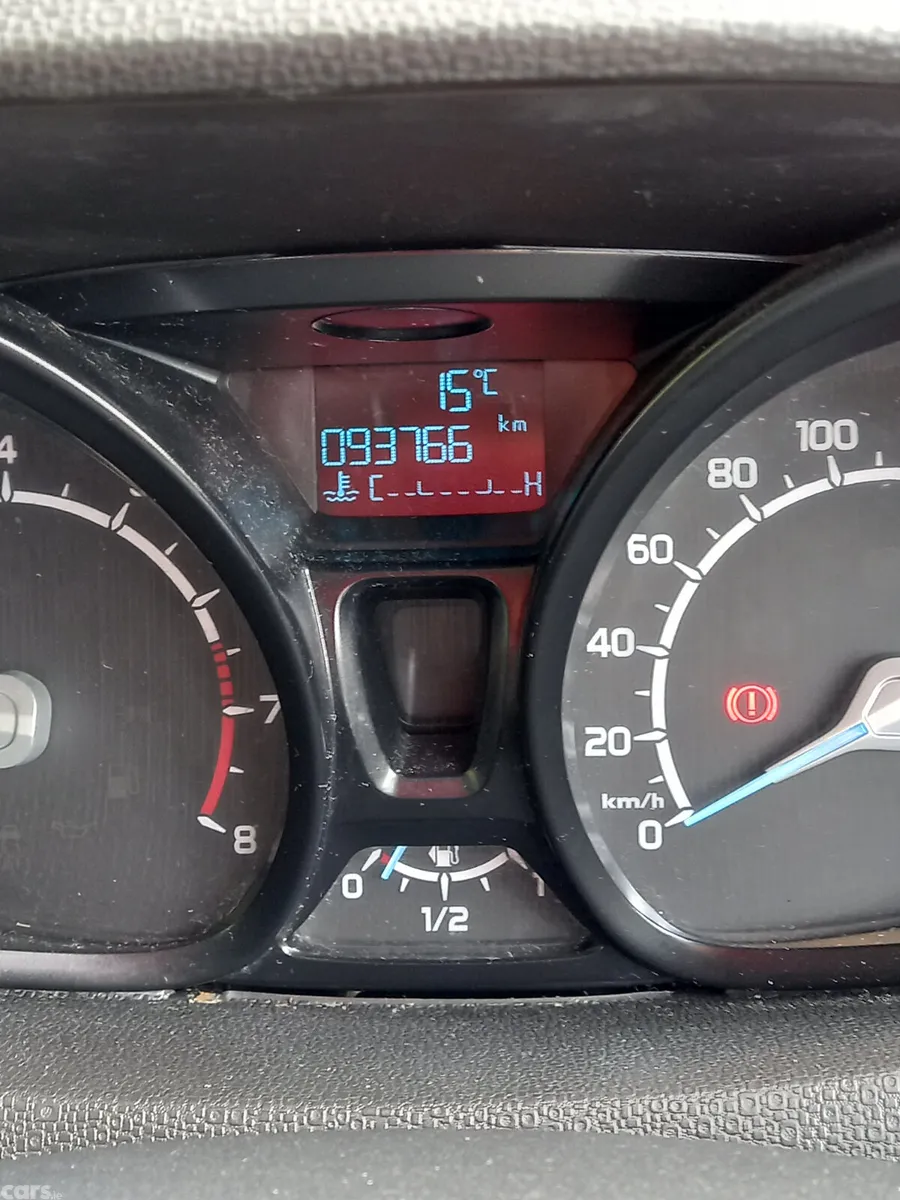 Ford EcoSport SUV, Petrol, 2015, Red
