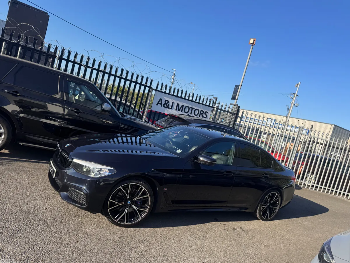 BMW 5-Series Saloon, Petrol Plug-in Hybrid, 2018, Black