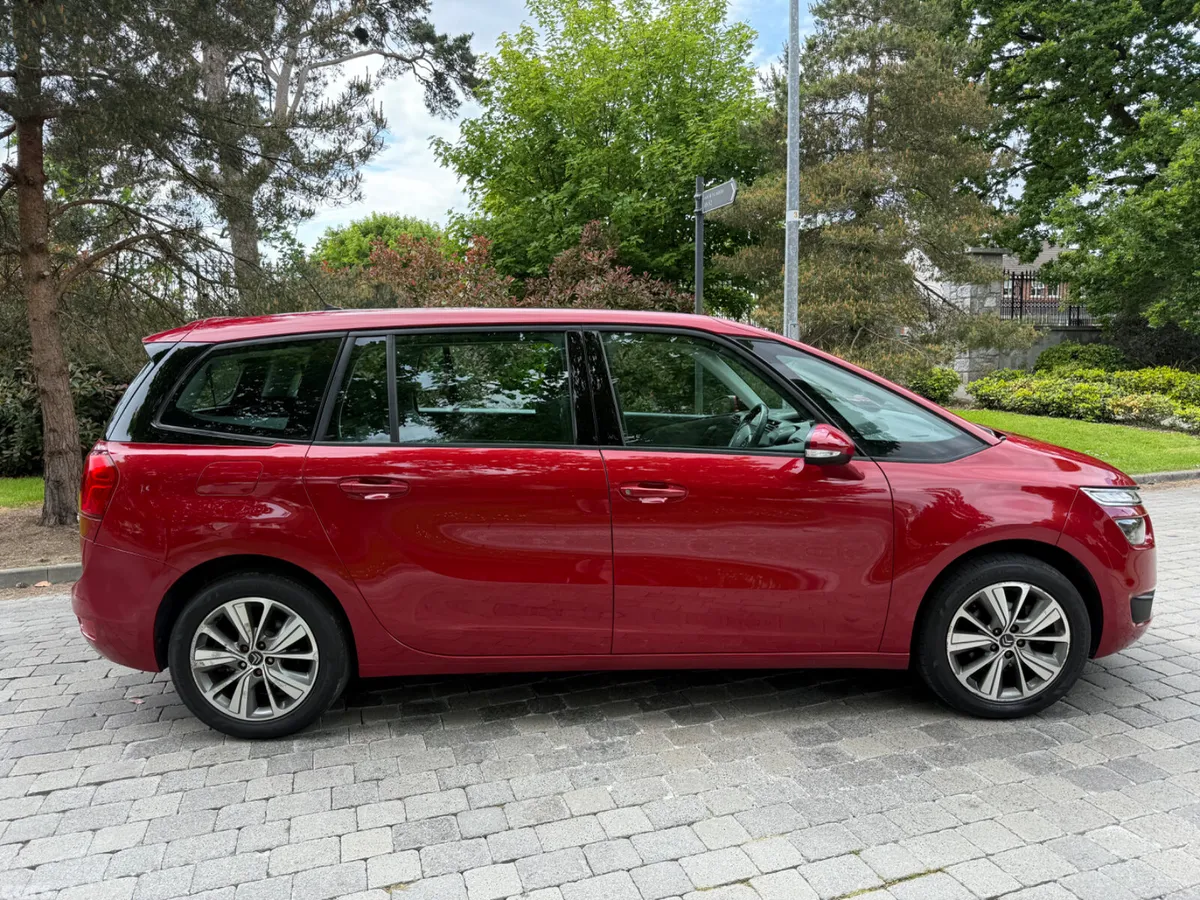 Citroen Grand C4 Picasso Hatchback, Diesel, 2016, Red