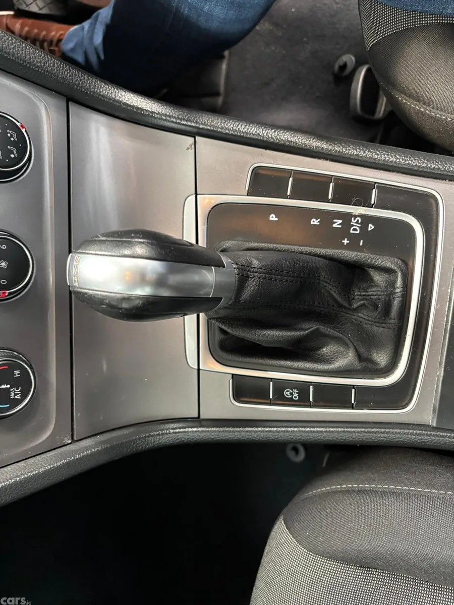 Volkswagen Golf Estate, Diesel, 2016, Silver