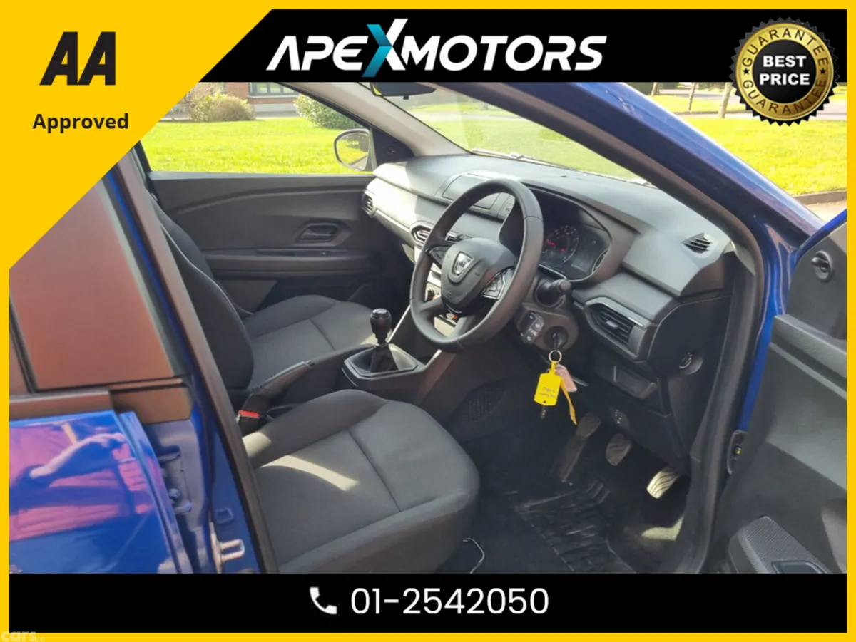 Dacia Sandero Hatchback, Petrol, 2021, Blue