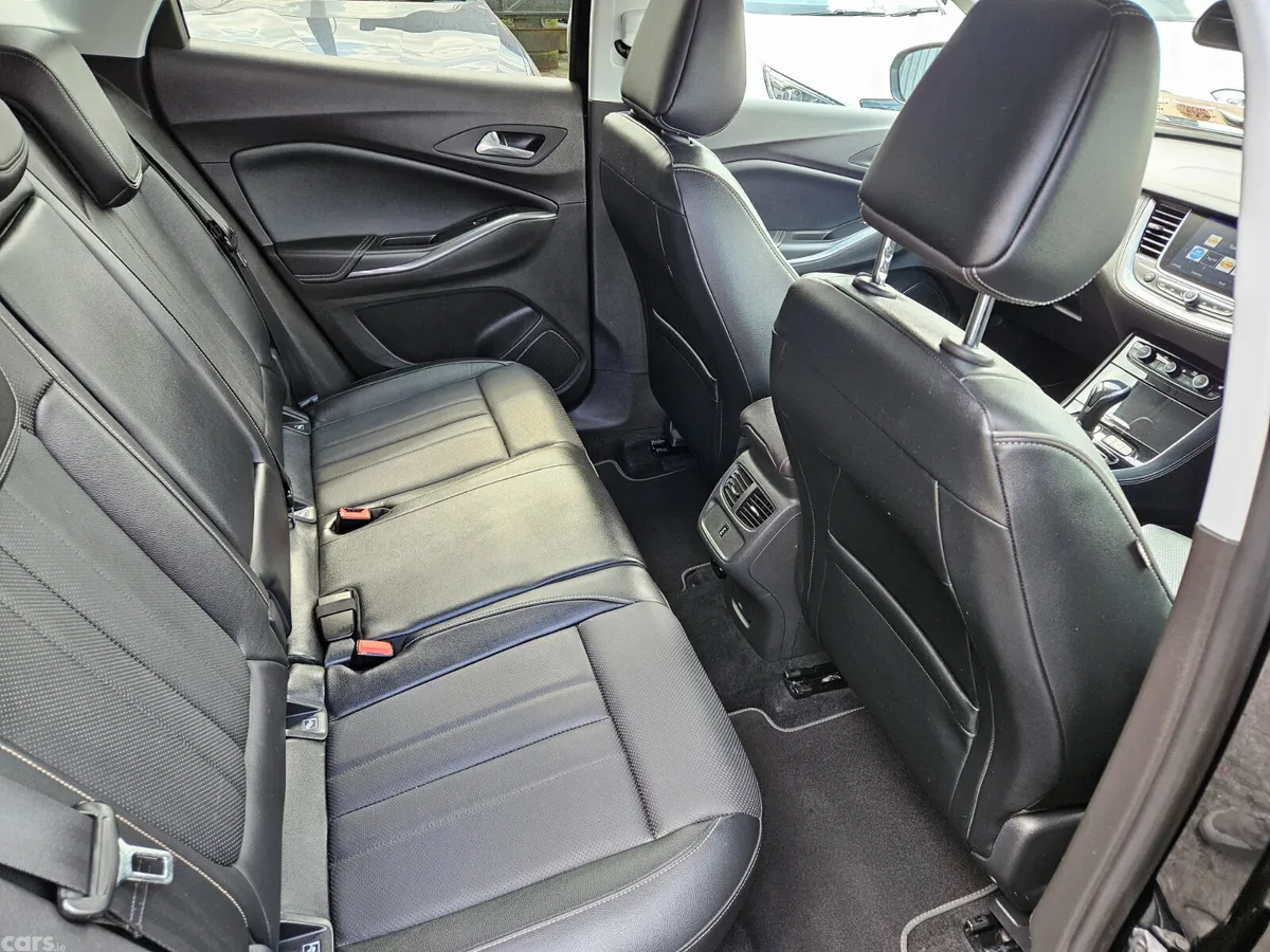 Opel Grandland X SUV, Diesel, 2018, Black