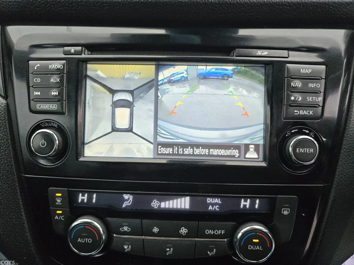 Nissan Qashqai Hatchback, Diesel, 2016, Grey