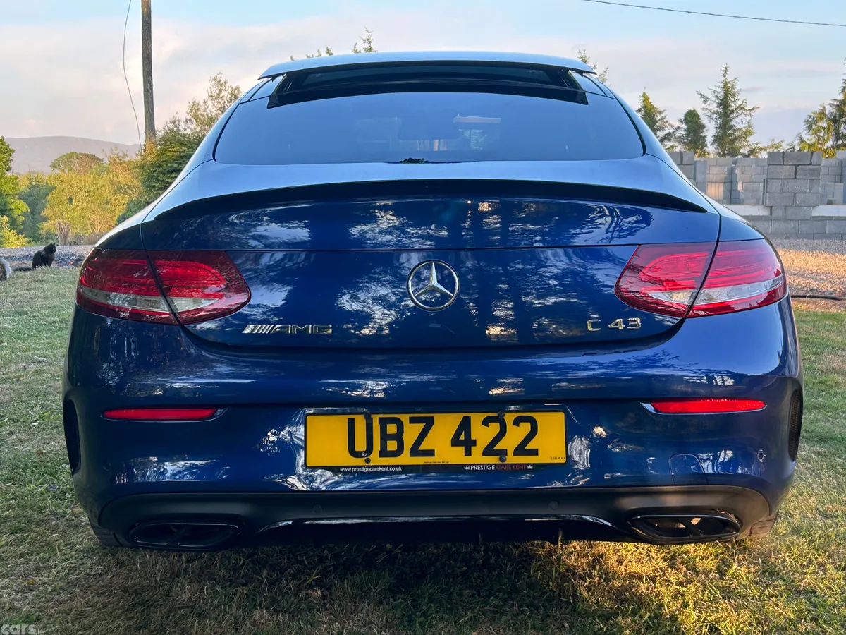 Mercedes-Benz C-Class Coupe, Petrol, 2017, Blue