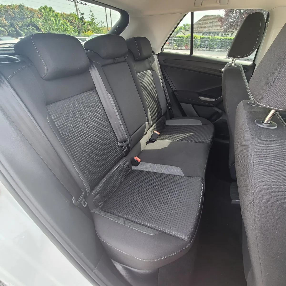 Volkswagen T-Roc SUV, Diesel, 2022, White