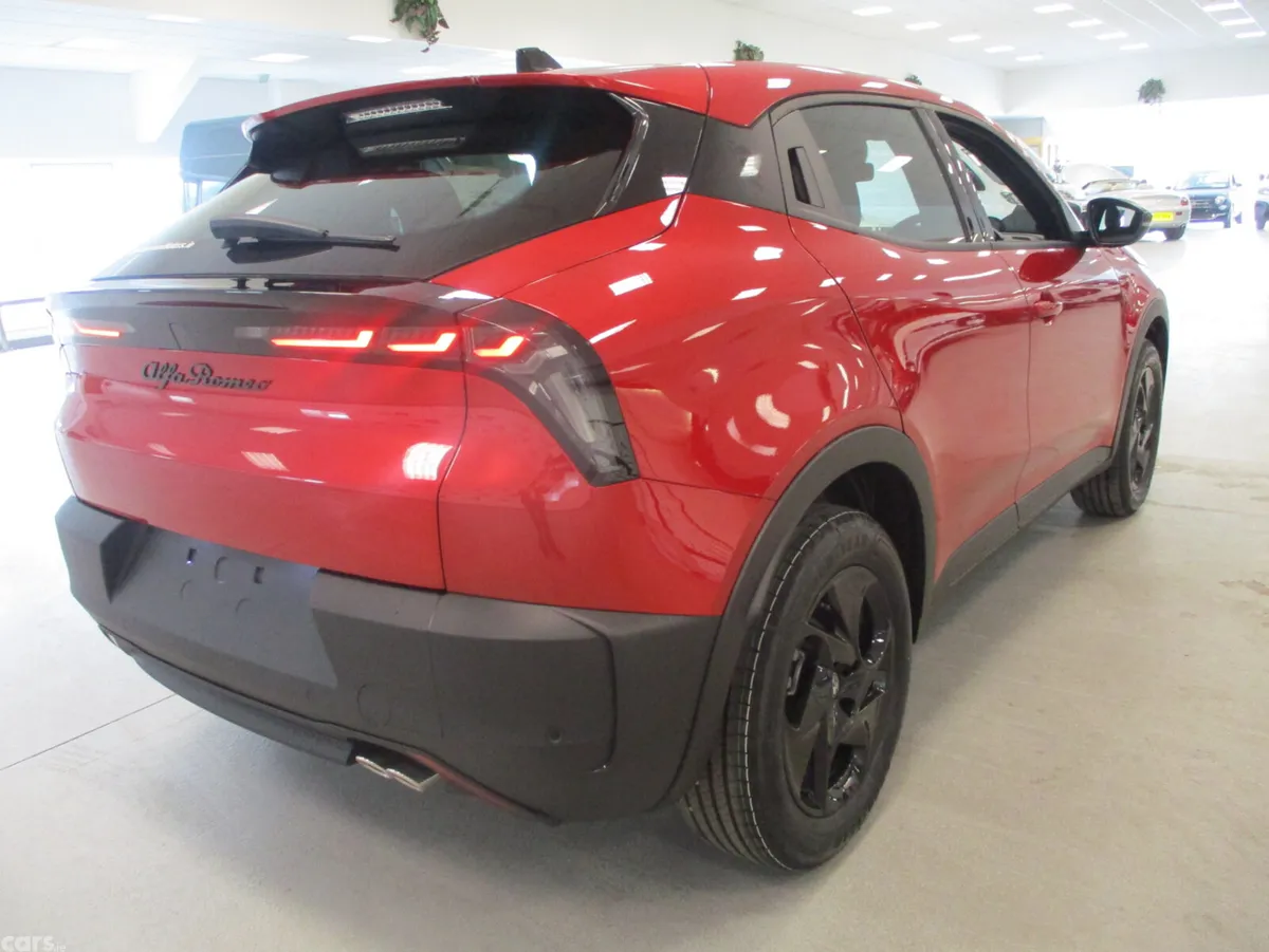 Alfa Romeo Junior SUV, Petrol Hybrid, 2026, Red