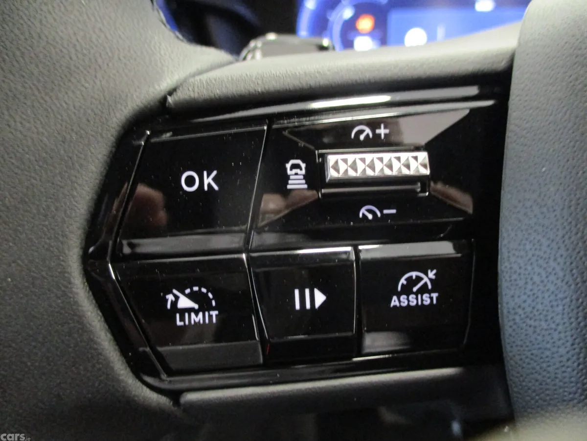 Alfa Romeo Junior SUV, Petrol Hybrid, 2026, Red
