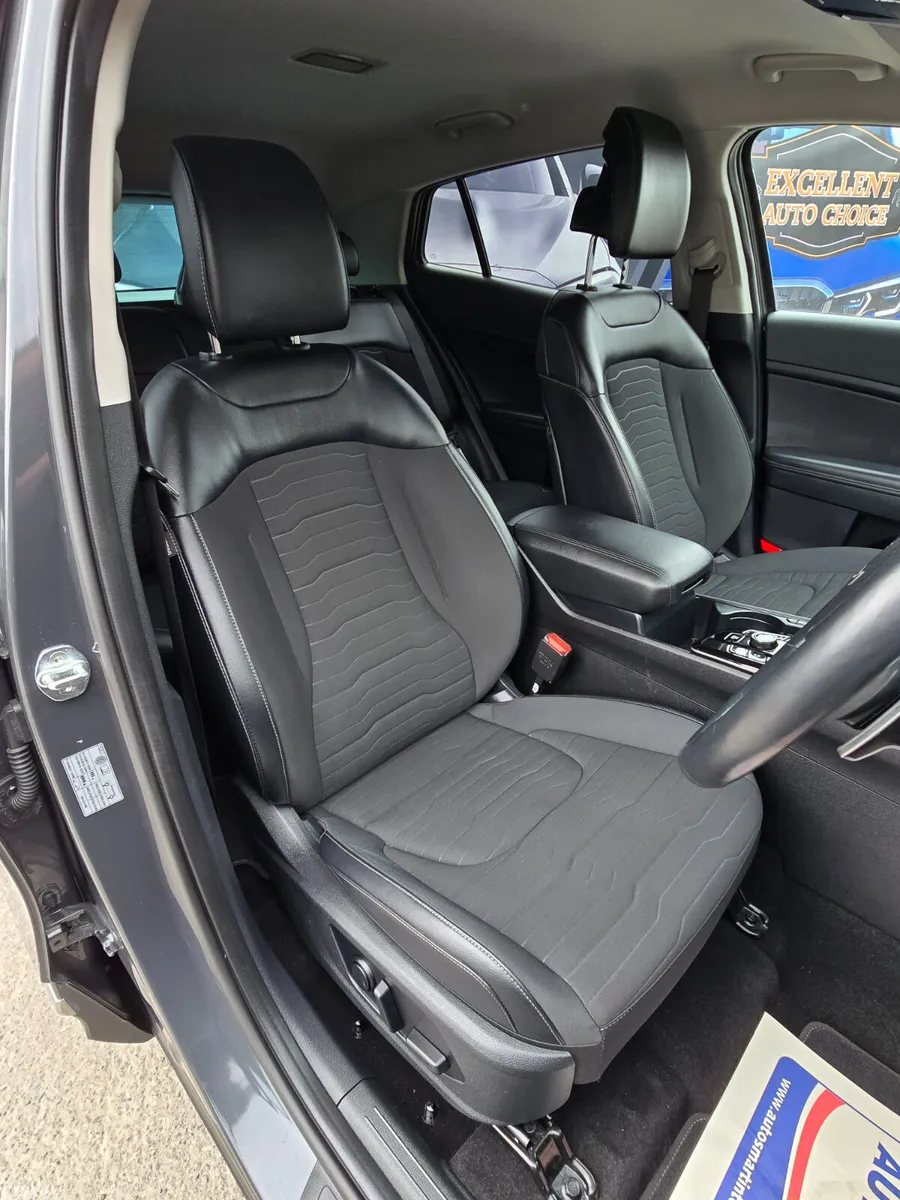 Kia Sportage SUV, Petrol Plug-in Hybrid, 2022, Grey