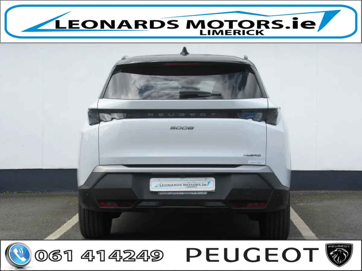 Peugeot 5008 SUV, Petrol Hybrid, 2026, White