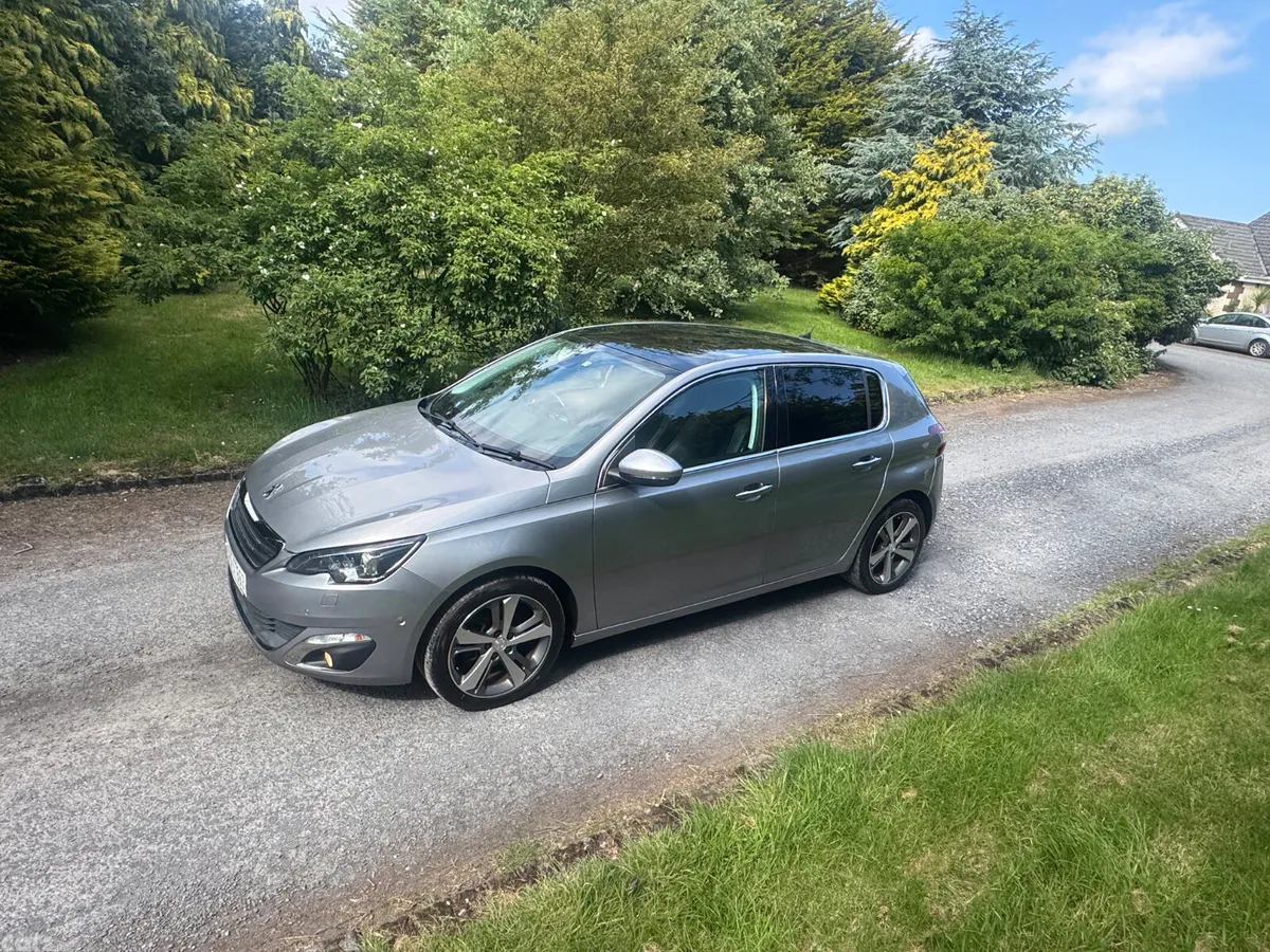 Peugeot 308 Hatchback, Petrol, 2015, Silver