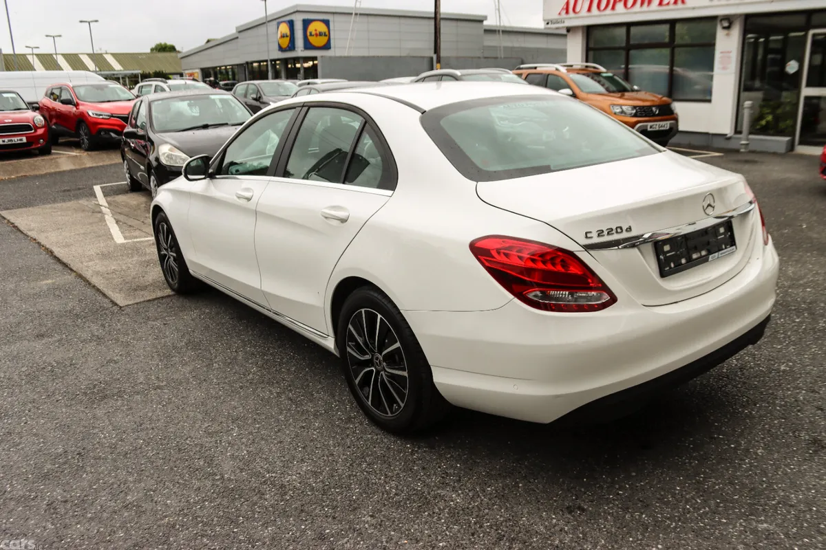 Mercedes-Benz C-Class Saloon, Diesel, 2019, White