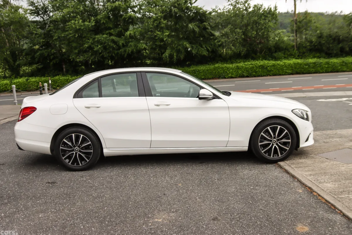 Mercedes-Benz C-Class Saloon, Diesel, 2019, White