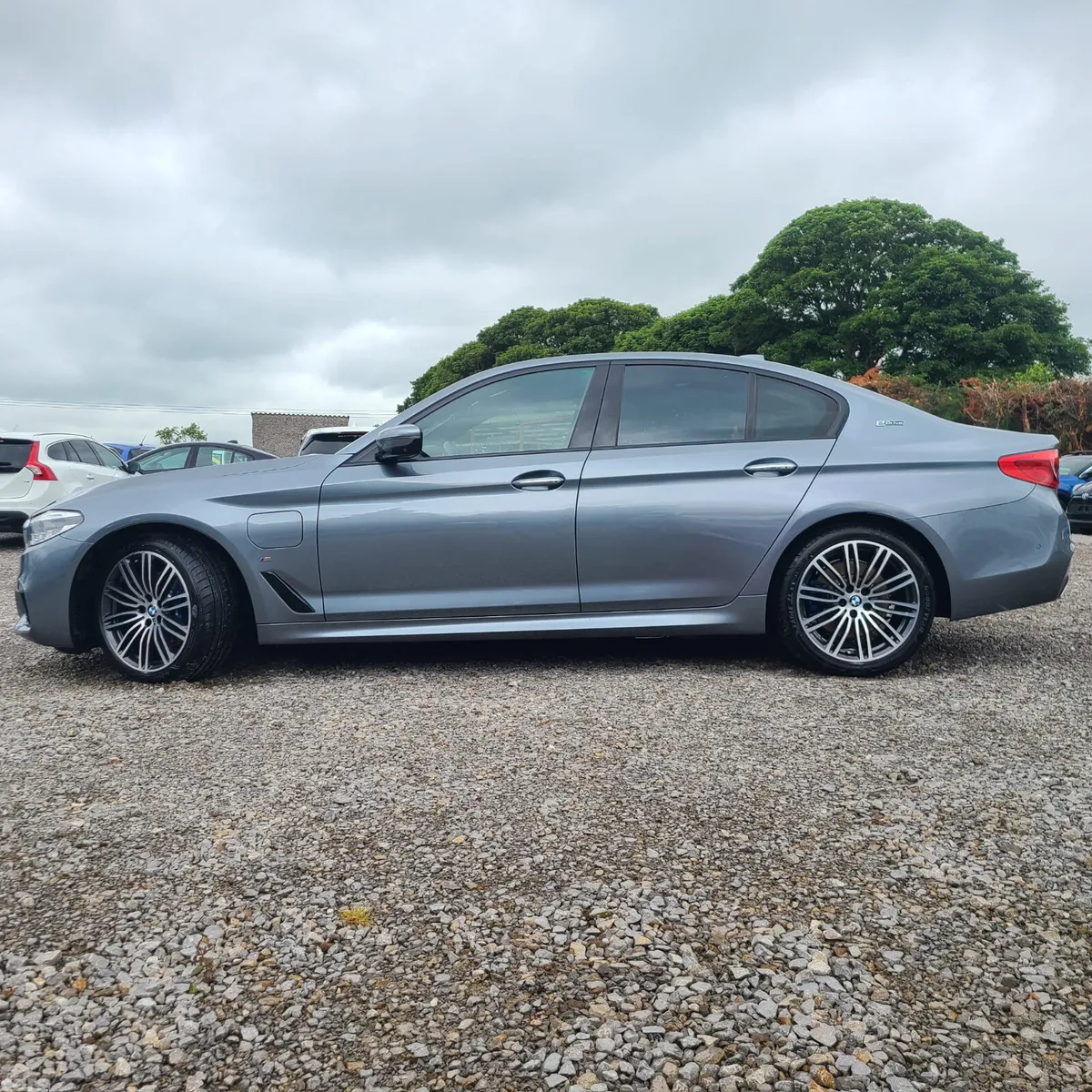 BMW 5-Series Saloon, Petrol Plug-in Hybrid, 2019, Grey