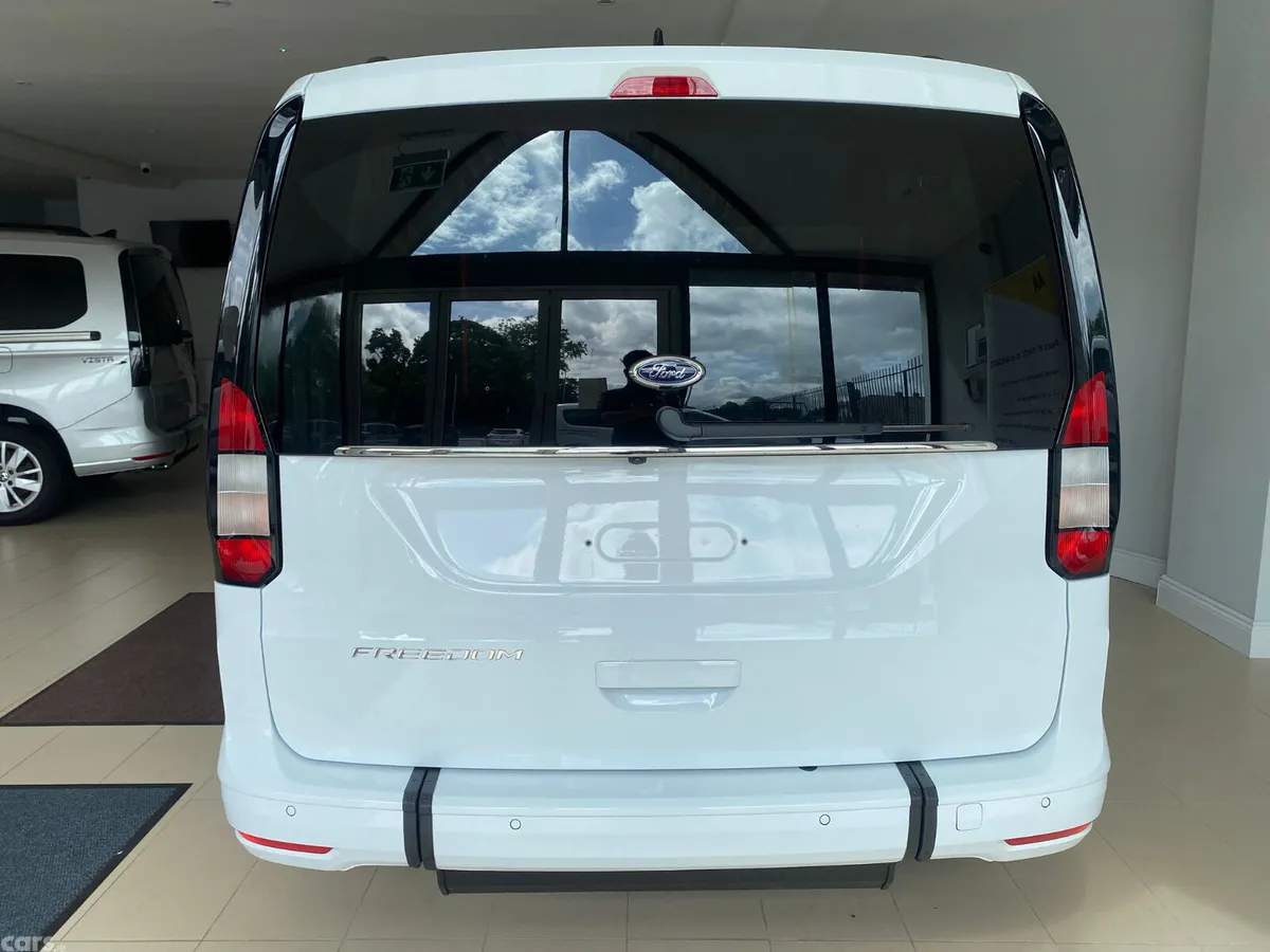 Ford Tourneo Connect MPV, Diesel, 2026, White