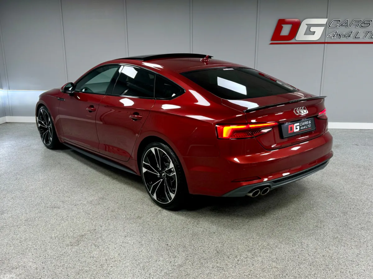 Audi A5 Hatchback, Diesel, 2017, Red