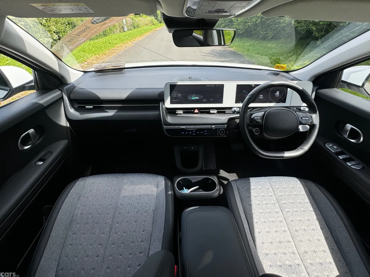 Hyundai IONIQ 5 MPV, Electric, 2024, White