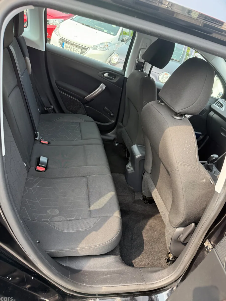 Peugeot 2008 SUV, Diesel, 2015, Black