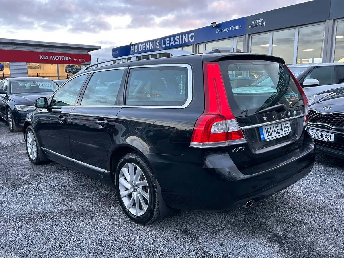 Volvo V70 Estate/Jeep, Diesel, 2016, Black