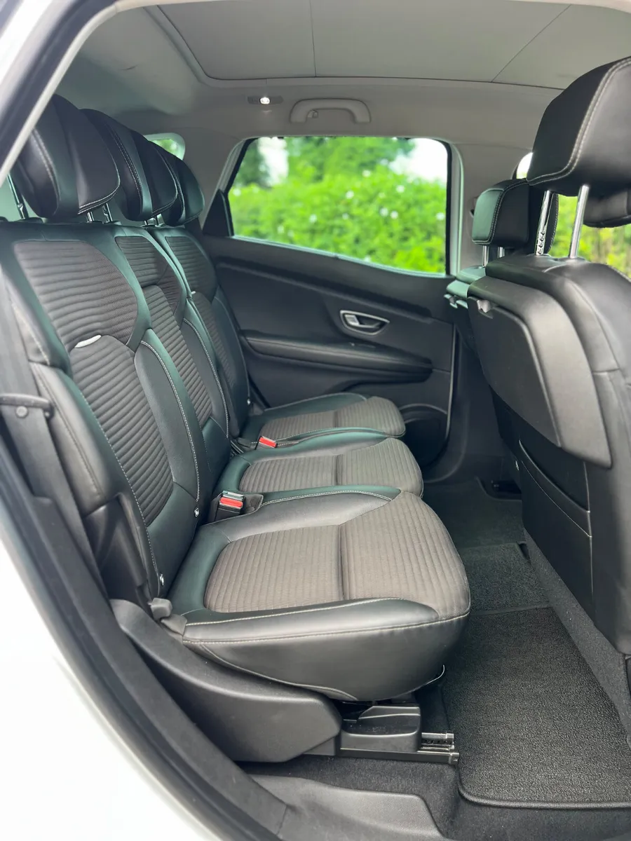 Renault Scenic MPV, Diesel, 2017, White