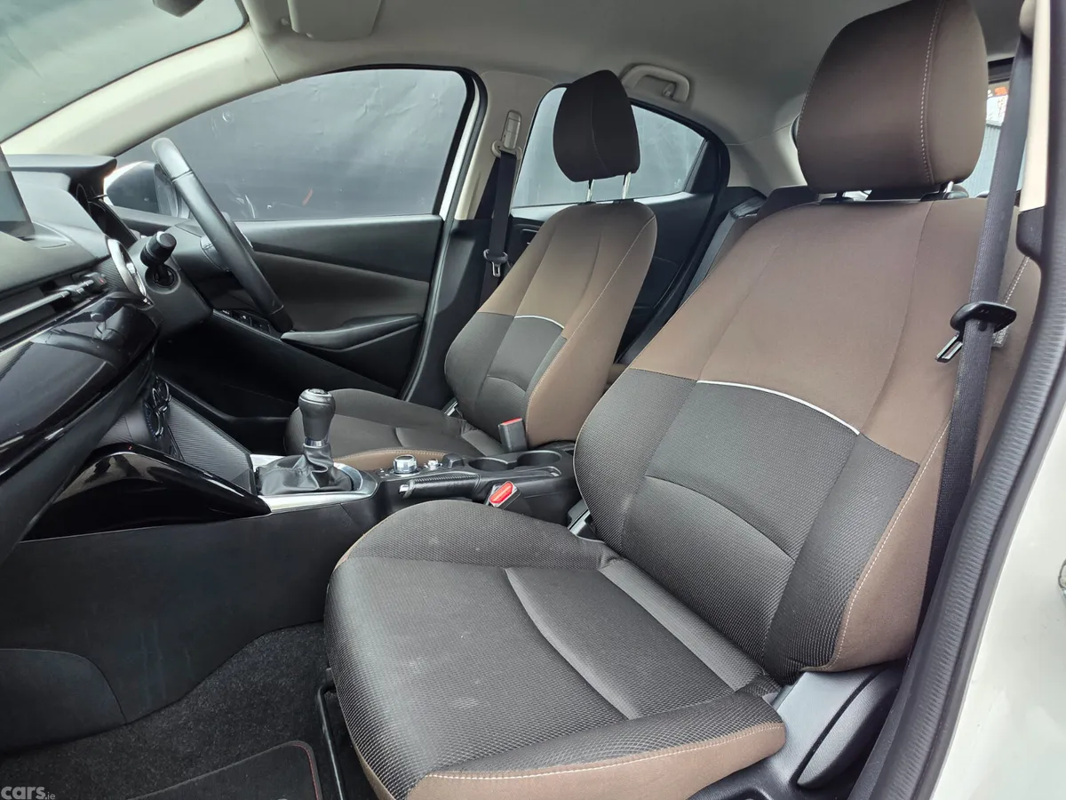 Mazda Mazda2 Hatchback, Petrol, 2021, White
