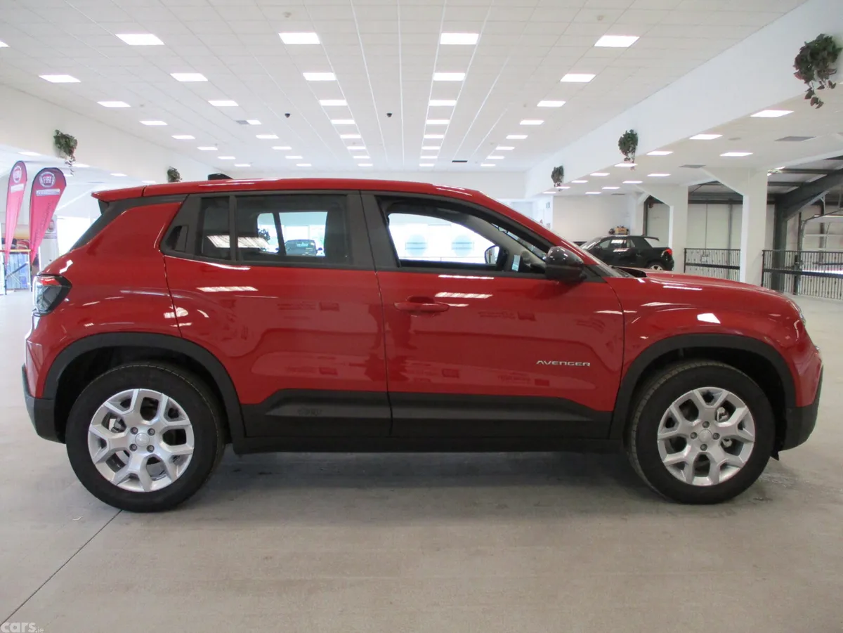 Jeep Avenger SUV, Petrol Hybrid, 2026, Red