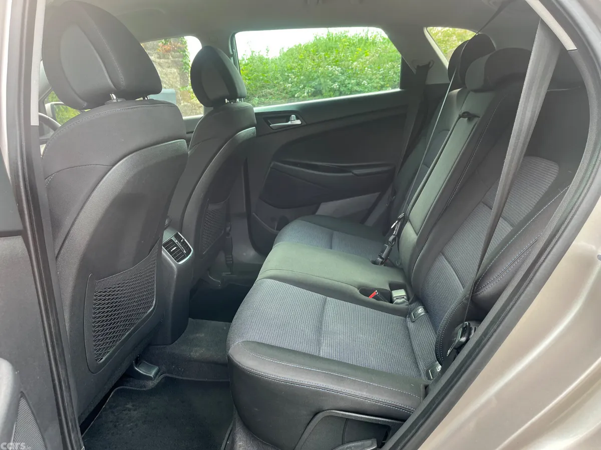 Hyundai Tucson SUV, Diesel, 2017, White
