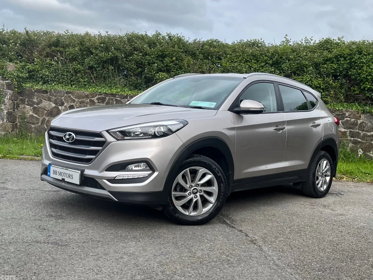 Hyundai Tucson SUV, Diesel, 2017, White