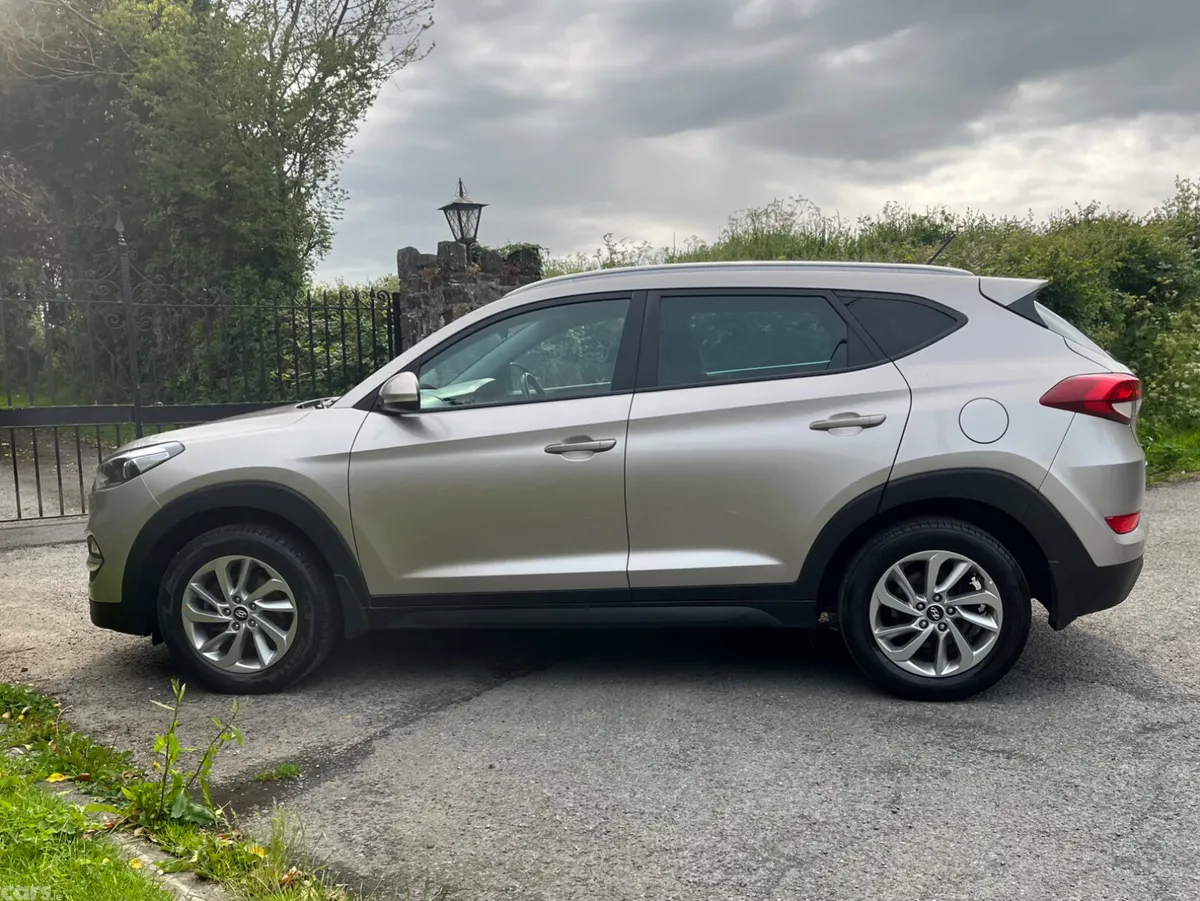 Hyundai Tucson SUV, Diesel, 2017, White