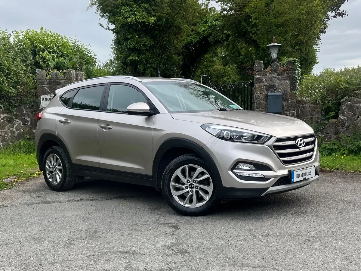 Hyundai Tucson SUV, Diesel, 2017, White