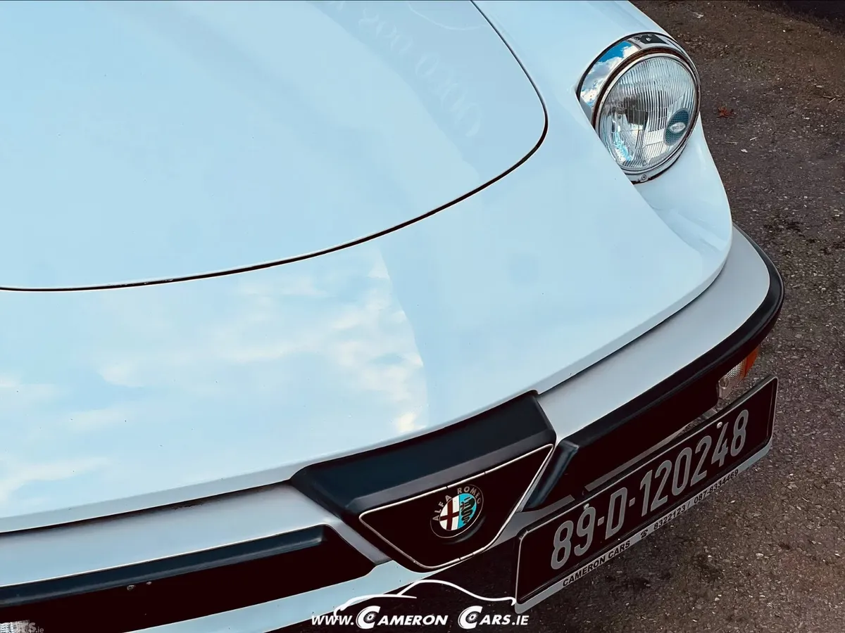 Alfa Romeo Spider Convertible, Petrol, 1989, White